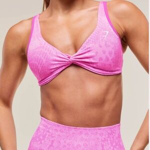 Gymshark Adapt Safari x Whitney Seamless Twist Front Bra Pink